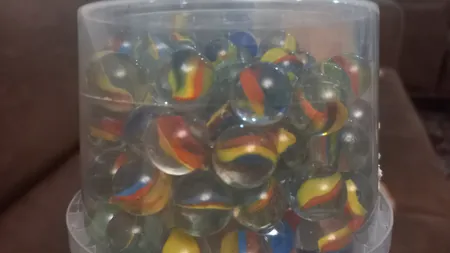 تیله شیشه ای مداد چوبی مدل چند پر بسته 100 عددی