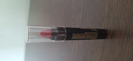 رژ لب مدادی مای مدل SEMI MATT سری Black Diomond شماره 15