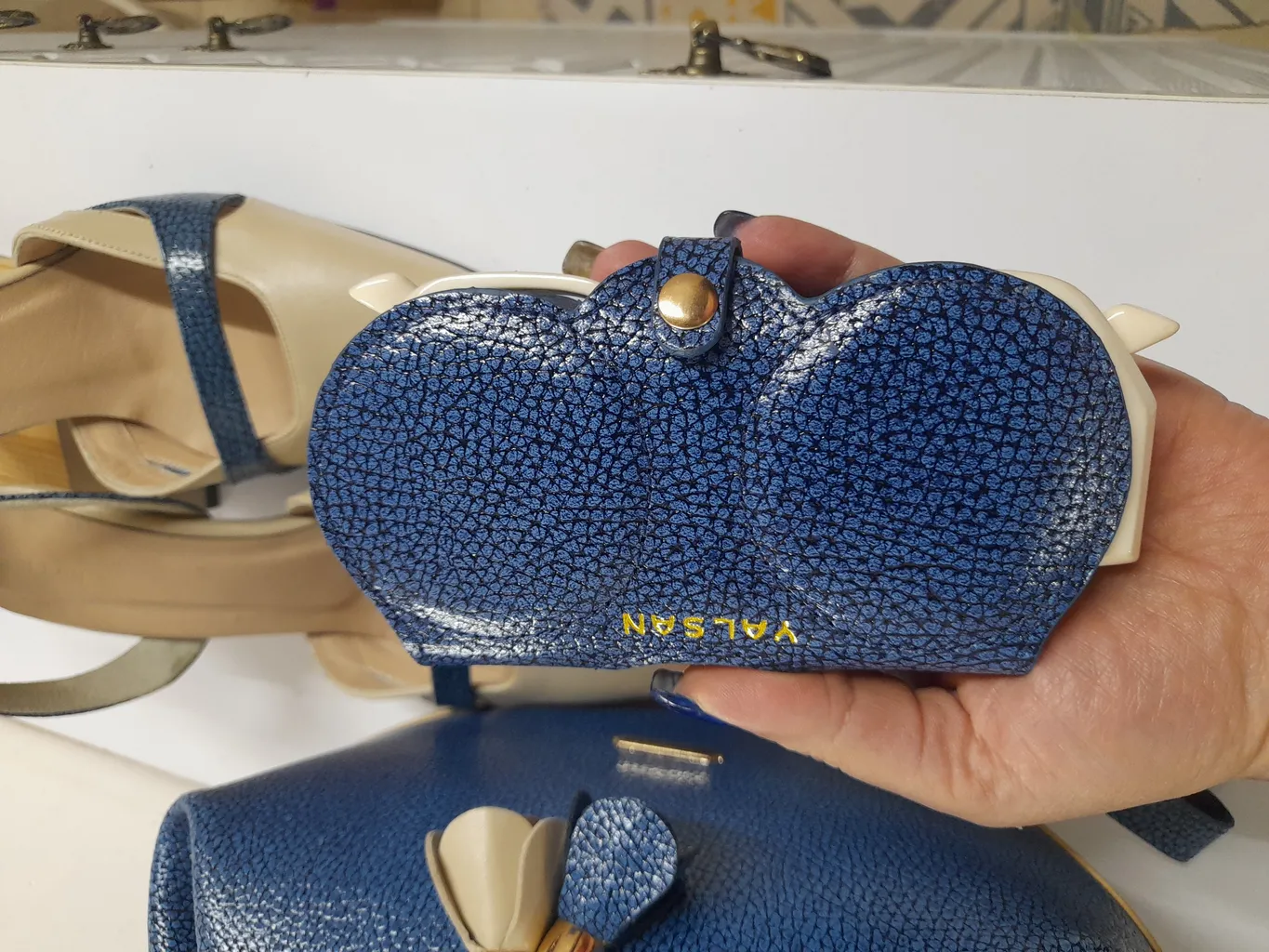 کاور عینک چرم یلسان مدل مدیس کد SHT-06-116