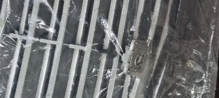 جلو پنجره مدل T2009 مناسب برای تیبا