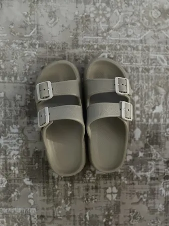 دمپایی مدل دوبنده سگک دار کاسپین کد 1361-CR