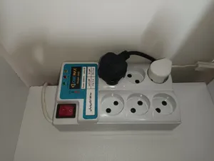 تجریه خرید محافظ ولتاژ وان مکس مدل digital protector