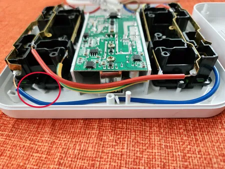 چندراهی برق و محافظ ولتاژ مدل T18