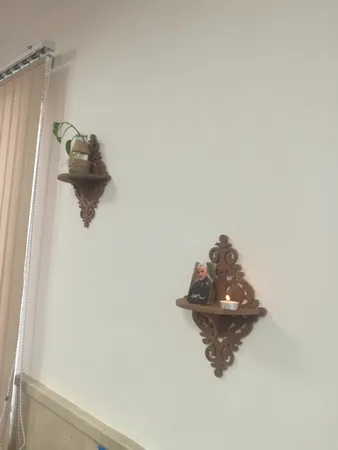 شلف دیواری مدل لوزی کد 09030035 سایز متوسط