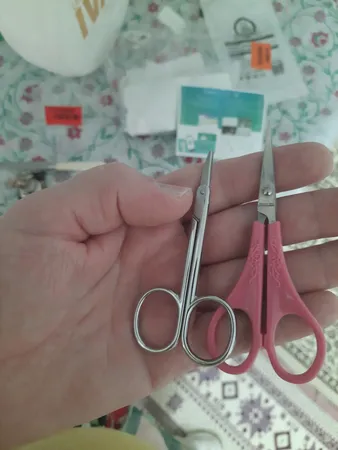 قیچی ابرو پاستل مدل ARC-G