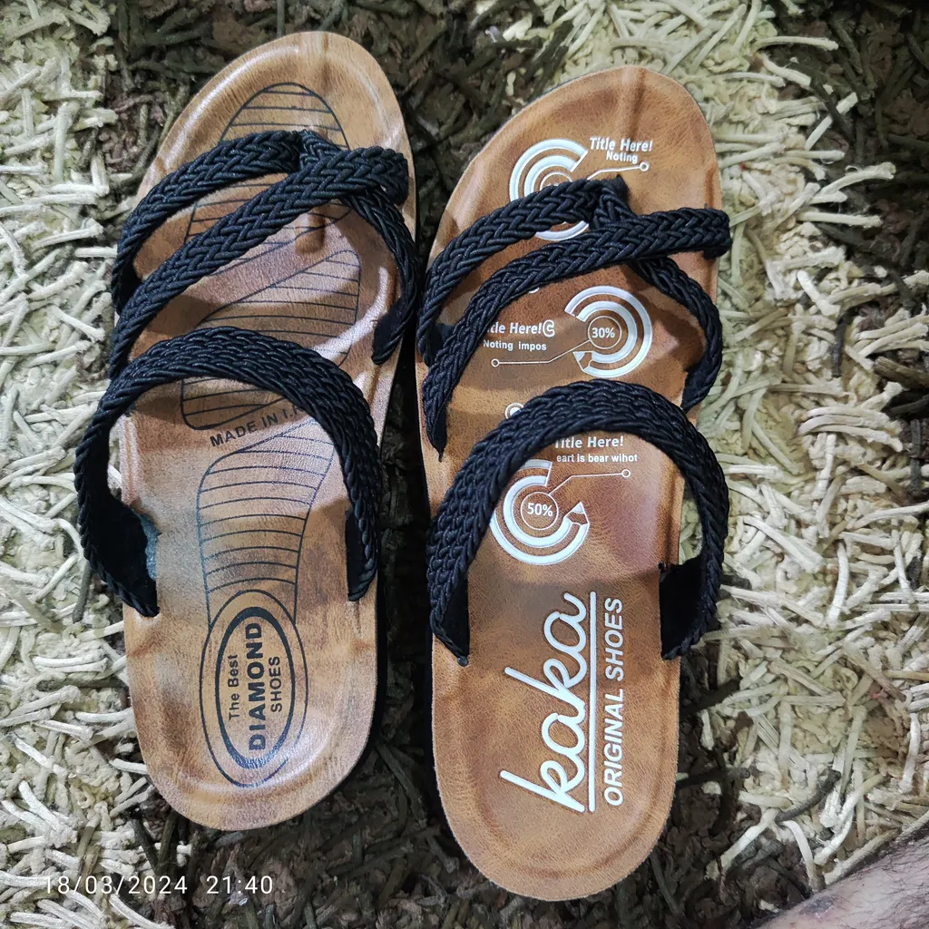 دمپایی لاانگشتی مردانه مدل کنفی کد 02