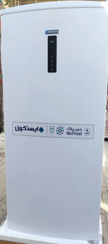 فریزر 9 فوت ایستکول مدل 2999