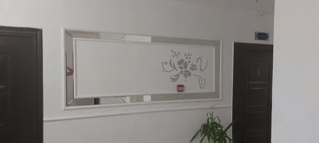 آینه آتریکس مدل گل برگ MD04