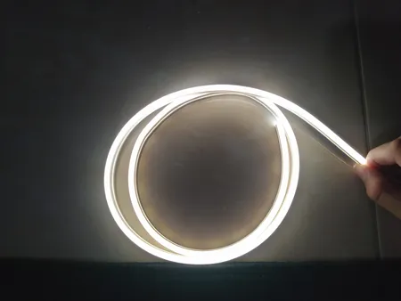 ریسه نئون فلکسی مدل 2835 طول 1 متر