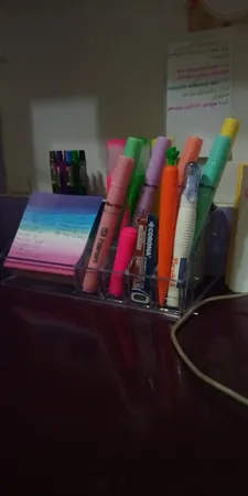 استند لوازم آرایشی مدل Ro01