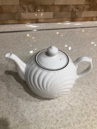 قوری چینی زرین ایران مدل Sop