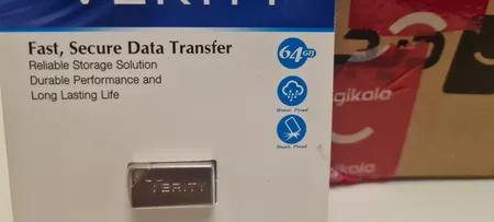 فلش مموری وریتی مدل V818 ظرفیت 64 گیگابایت