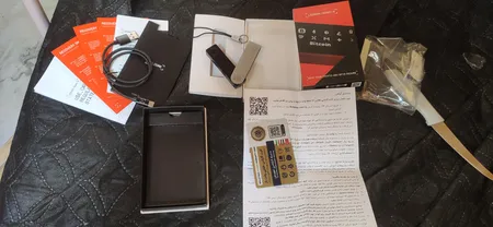کیف پول سخت افزاری لجر مدل Nano X