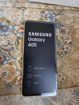 گوشی موبایل سامسونگ مدل Galaxy A05 دو سیم کارت ظرفیت 64 گیگابایت و رم 4 گیگابایت