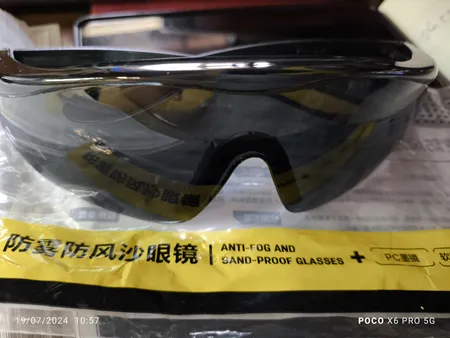 عینک ایمنی دلی مدل DL522015