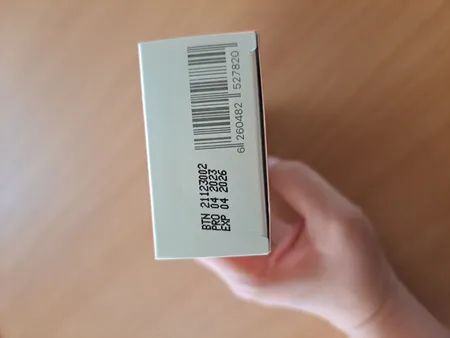 کرم ضد آفتاب الارو مدل Teinte Claire تحت لیسانس حجم 50 میلی لیتر