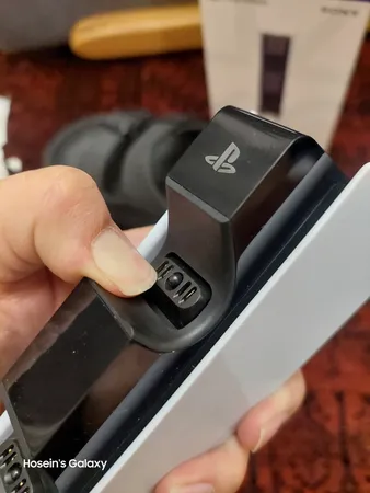 پایه شارژر دسته بازی پلی استیشن 5   مدل CFI-ZDS1