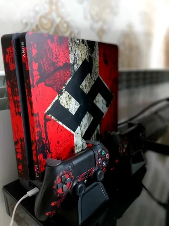 پایه چندمنظوره مدل TP4-882 مناسب برای پلی استیشن 4 اسلیم و پرو