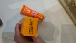 تجریه خرید کرم ضد چروک دور چشم آردن سی فکتور مدل C10 حجم 15 میلی لیتر