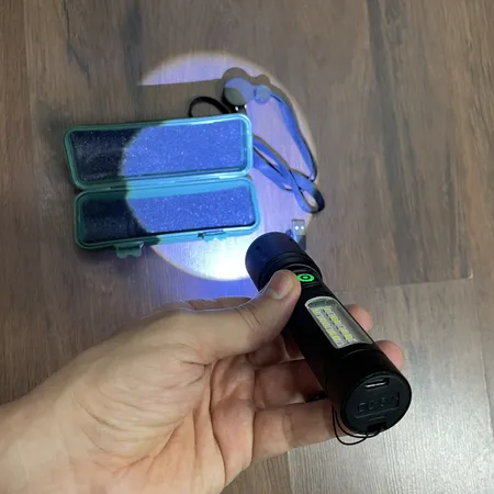 چراغ قوه دستی استرانگ مدل 603 با نور مهتابی