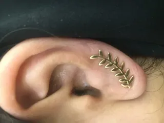 گوشواره آویز طلا 18 عیار زنانه میو گلد مدل E1069