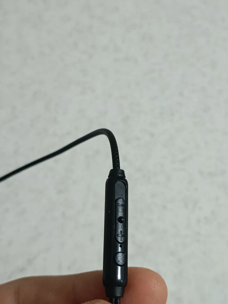 هندزفری کی تی مدل کیخسرو