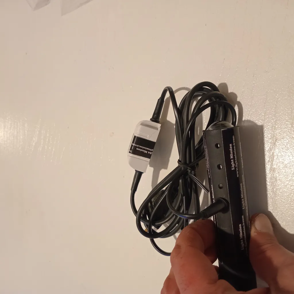 لامپ رشد گیاه 5 وات لایت ویژن مدل hp1-5w سری تک شاخه