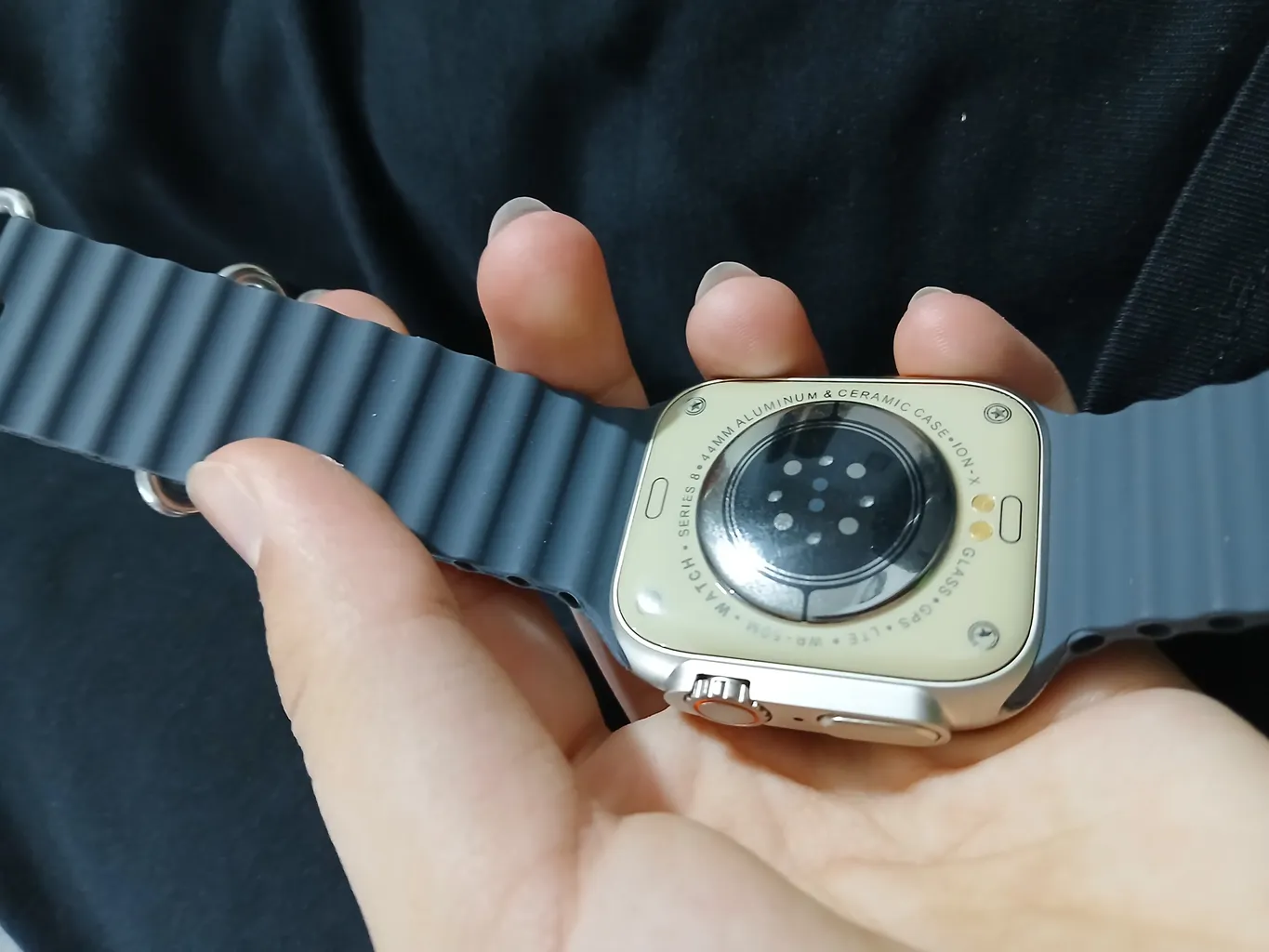 ساعت هوشمند اوآلی مدل OS8 Ultra Pro دارای قابلیت های صفحه نمایش رنگی، صفحه نمایش لمسی، کنترل موسیقی (Music Player) بند سیلیکون