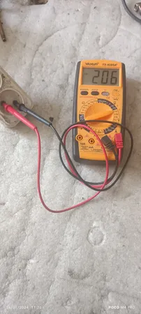 مولتی متر یاکسون مدل +YX-9205A
