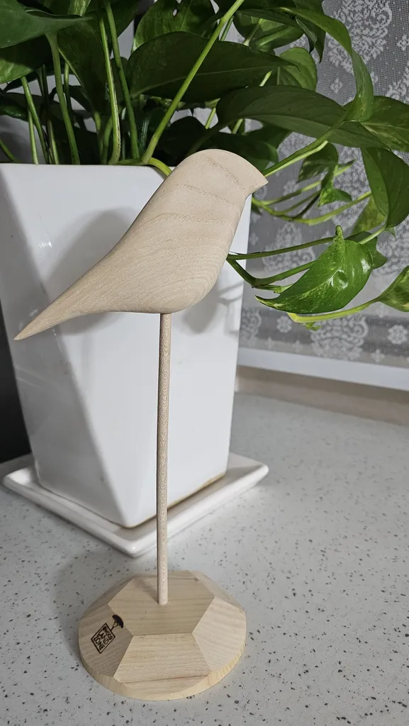 مجسمه چوبی وودلندزون مدل بلبل هزاردستان