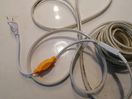 ریسه شلنگی ال ای دی کد 5730 طول 5 متر