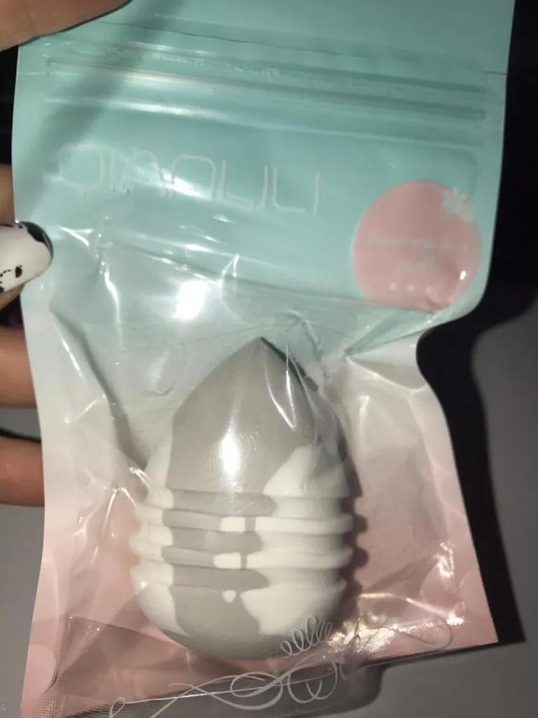 پد آرایشی مدل کیانلیلی