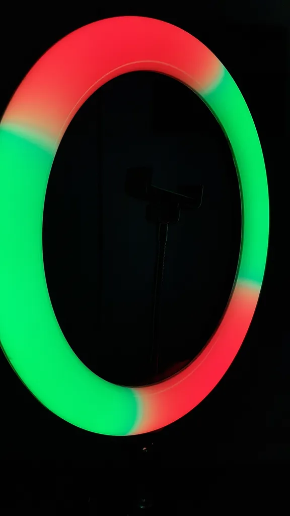 رینگ لایت مدل MJ33-RGB