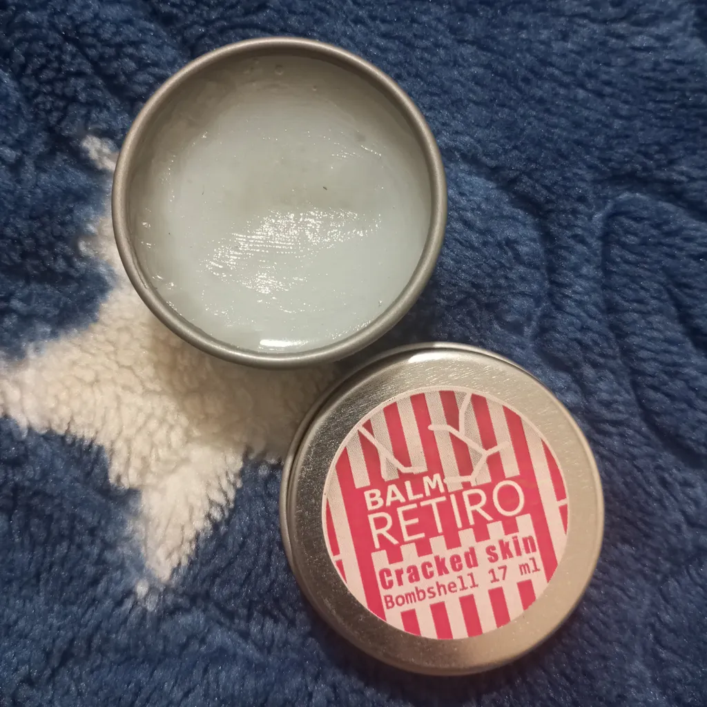 بالم رفع ترک پوست رتیرو مدل bombshell victoria secret حجم 17 میلی لیتر