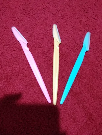 تیغ اصلاح ابرو تینکل مدل Shaper بسته 3 عددی