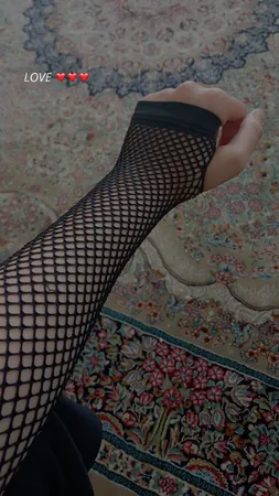 ساق دست زنانه مدل فیش نت دو انگشتی