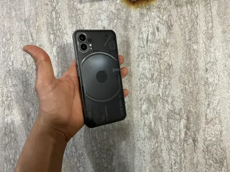 گوشی موبایل ناتینگ مدل Phone 1 دو سیم کارت ظرفیت 256 گیگابایت و رم 8 گیگابایت