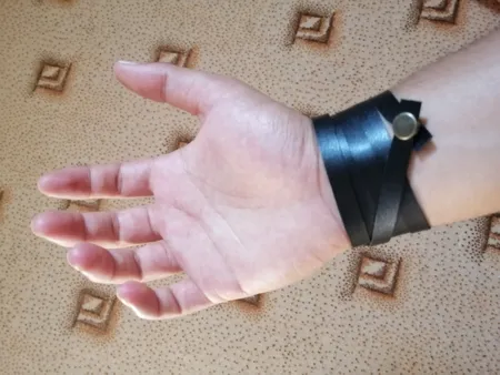 دستبند مدل پیچک کد 603