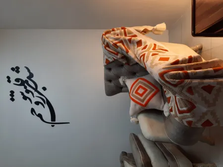 استیکر دیواری طرح شدی قلب و تن و روحم