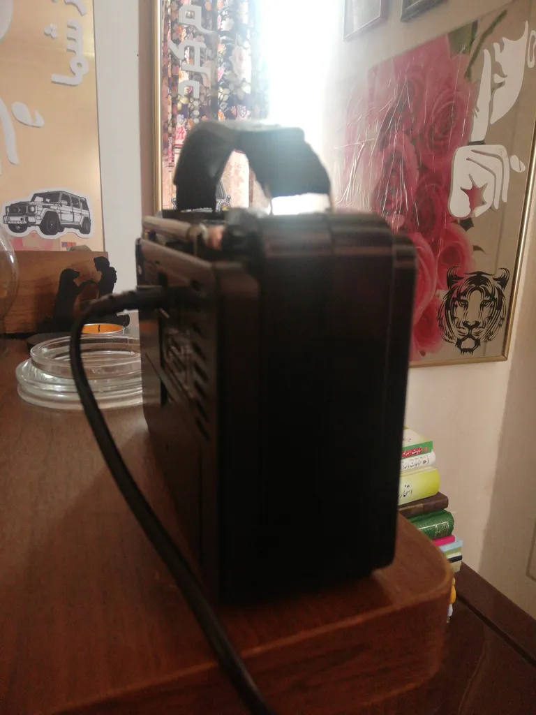 رادیو گولون مدل RX-608A