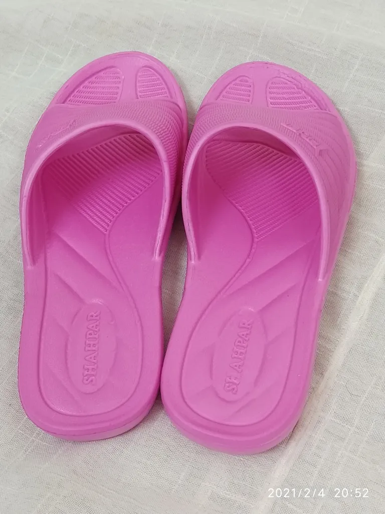 دمپایی حمام زنانه شهپر مدل پریسا 1274