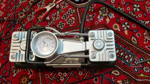 تجریه خرید کمپرسور باد فندکی مدل 2-CYLINDER مجموعه 14 عددی