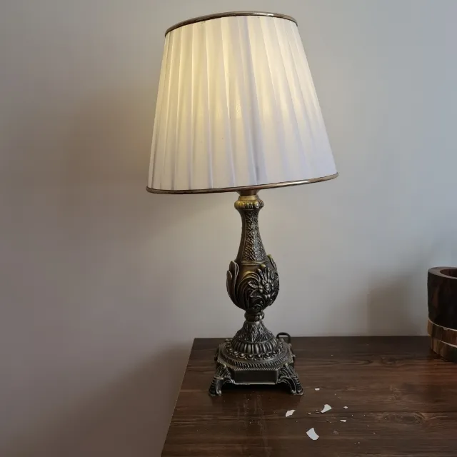 آباژور رومیزی مدل درباری