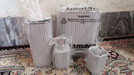 ست سرویس بهداشتی 5 پارچه همارا طرح 4 گوش مدل بادبزنی زبرا