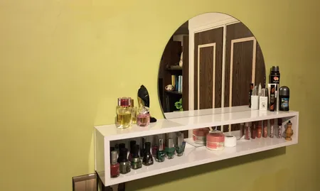 طبقه دیواری مدل sh3 به همراه آینه