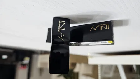 رژ لب جامد این لی مدل Voodoo شماره 660