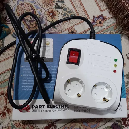 محافظ ولتاژ پارت الکتریک مدل 8787