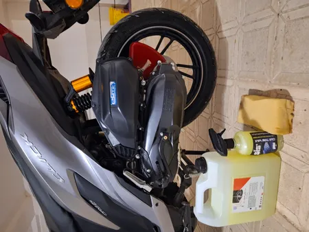 واکس لاستیک روناکس مدلvL4 حجم 4 لیتر