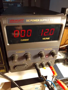 تجریه خرید منبع تغذیه الکتریکی یاکسون مدل yx-305