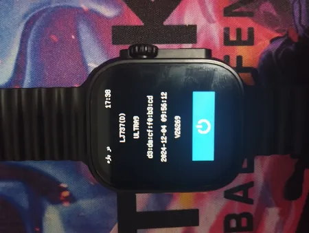 ساعت هوشمند مدل T2000 ultra2 دارای قابلیت های صفحه نمایش رنگی، صفحه نمایش لمسی بند سیلیکون